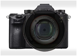 Sony: Chúng tôi thừa sức làm ống kính khẩu độ f/1.0, nhưng chả nhiếp ảnh gia nào cần cả!