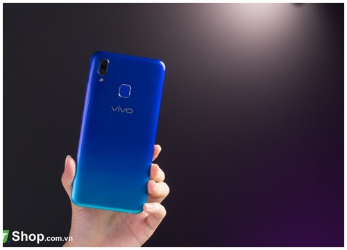 Mở hộp Vivo Y91: Màn hình tràn viền "giọt nước", mặt lưng gradient đổi màu, pin 4.030mAh