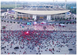 Cổ động viên sớm nhuộm đỏ Mỹ Đình trước trận bán kết AFF Cup 2018