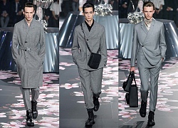 Dior Homme Chớm Thu 2019: Thế giới viễn tưởng về tương lai; ngay cả robot cũng phải lãng mạn