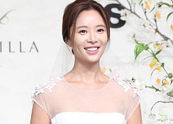 Khoe ảnh đi cafe ở Hà Nội, fan nghi mỹ nhân "She Was Pretty" Hwang Jung Eum đến Việt Nam du lịch cùng chồng