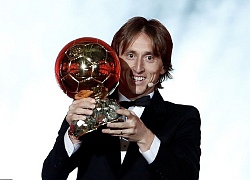 Vì sao việc Luka Modric giành Quả bóng vàng lại giúp M.U tiết kiệm tiền?