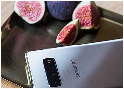 Xuất hiện ảnh thật của Samsung Galaxy S10 với 3 camera