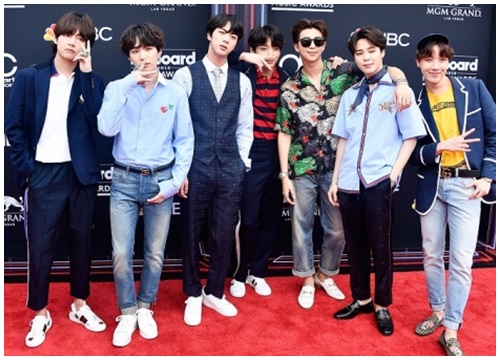 BTS chính thức được đề cử tại Grammy danh giá, thế nhưng lại là một hạng mục... nhạt hơn cả nước ốc!