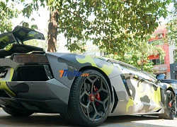 Lamborghini Aventador độ "khủng" tiếp tục được chủ nhân lên băng rôn cổ vũ tuyển Việt Nam