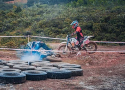 Theo chân đội cào cào chuyên nghiệp miền Bắc tham gia giải đấu Endurocross Bản Xôi