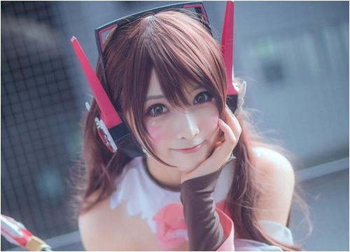 Cosplay D.Va xinh ngất ngây khiến ai nhìn cũng phải mê