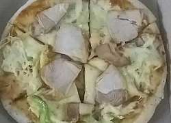 Đặt mua pizza sang chảnh trên mạng, cô gái thất kinh khi nhận được pizza lợn luộc