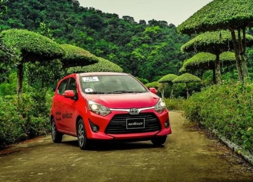 Doanh số bán Toyota Wigo giảm một nửa, Hyundai Grand i10 lại về ngôi đầu bảng