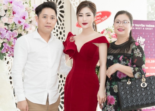 Mẹ Hương Tràm sẵn sàng chi tiền cho con gái làm liveshow