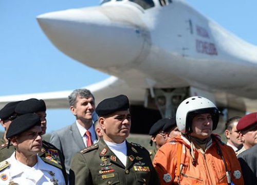 Nga-Mỹ chiến tranh ngôn từ vì vụ Tu-160 tới Venezuela