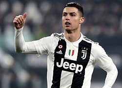 Ronaldo: 'Messi nên làm như tôi, chấp nhận thử thách, đến một giải khác thi đấu'