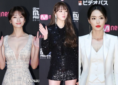 Thảm đỏ 'MAMA 2018': Jung So Min hở bạo, Lee Sung Kyung - Lee Da Hee tỏa sáng cùng TWICE