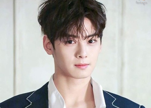 Cha Eun Woo từng hứa với bố sẽ không yêu đương suốt thời trung học, không biết chọn ai giữa Lim Soohyang và Seo Eun Soo