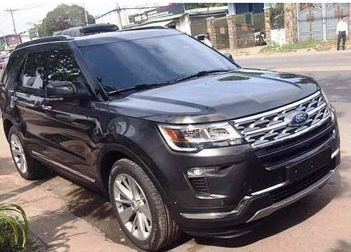 Khách hàng 'kêu trời' vì mua Ford Explorer gần 2,7 tỷ nhưng dịch vụ 'quá tệ'