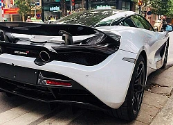 Siêu xe McLaren 720S lên cờ cổ vũ tuyển VN trước trận chung kết