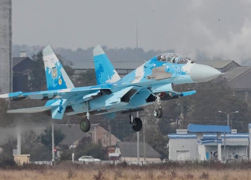 Tiêm kích Su-27 của Ukraine gặp nạn, phi công thiệt mạng