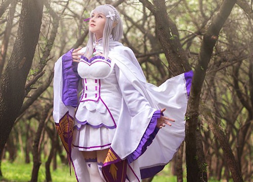 Chết ngất với vẻ đẹp của Emilia (Re:Zero)