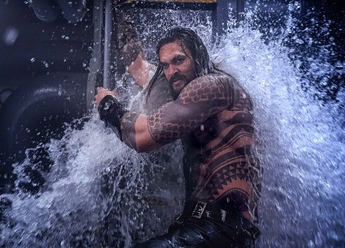 Fan DC có soi ra búp bê Annabelle cùng 15 chi tiết thú vị khác được cài cắm trong "Aquaman" không?