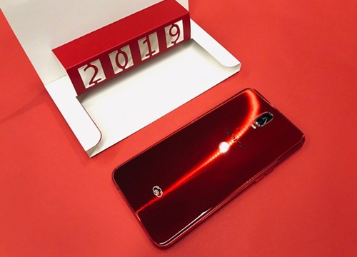 Oppo R17 và R17 Pro New Year Edition màu đỏ ra mắt