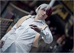 Shoto Todoroki qua màn cosplay ảo diệu