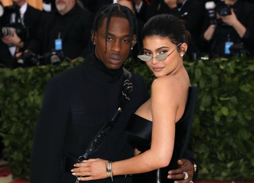 Bạn trai rapper lên kế hoạch cưới Kylie Jenner