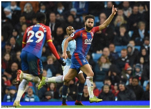 Crystal Palace tạo địa chấn tại Etihad