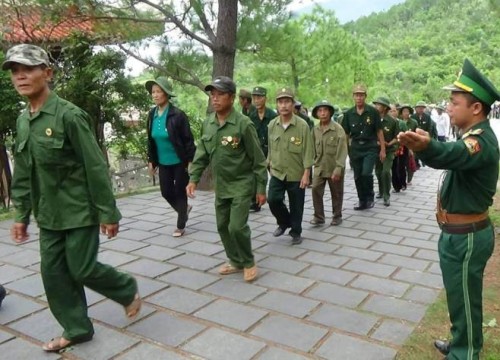 Người lính quân hàm xanh canh gác mộ Đại tướng Võ Nguyên Giáp