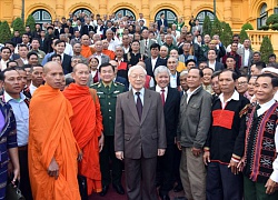 Tổng Bí thư, Chủ tịch nước Nguyễn Phú Trọng gặp mặt thân mật người có uy tín tiêu biểu khu vực biên giới