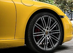 Porsche 911 Carrera sánh đôi "đũa lệch" với Kia Morning ngũ quý 7 khét tiếng của đại gia Hà Nội