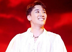 Seungri một mình tại sân bay Việt, V.I.P cười xòa: &#8216;Anh ấy về quê mà, khỏi cần ra đón!&#8217;