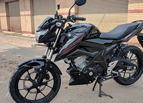 Suzuki GSX150 Bandit giá 67 triệu đồng - Lựa chọn mới cho khách Việt mùa cuối năm