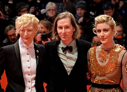 The French Dispatch Saoirse Ronan tái hợp tác cùng Wes Anderson và Timothée Chalamet