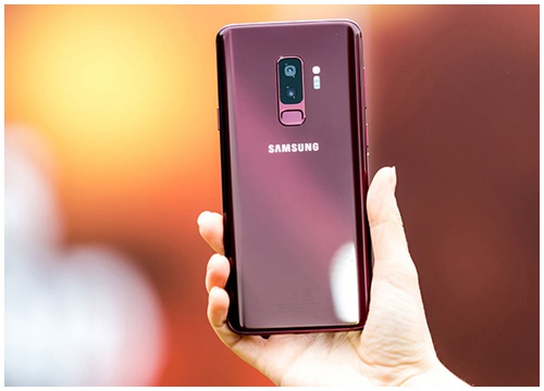 Top 5 smartphone Samsung màu đẹp, camera nét cho mùa lễ hội