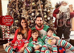 Làm mẹ 3 con, vợ Messi vẫn khoe dáng với bộ đồ bơi siêu bắt mắt