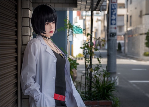 Tae Takemi doctor theo phong cách rock của Persona 5