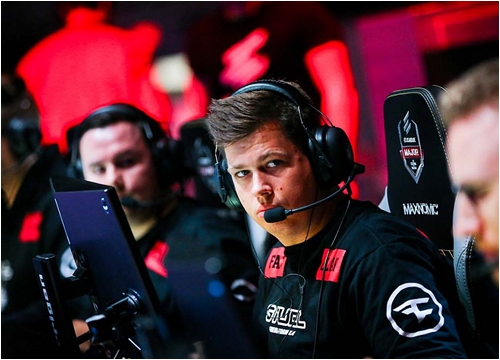 Ứng cử viên sáng giá nào sẽ phù hợp để thay thế Karrigan trong đội hình CS:GO của FaZe Clan?