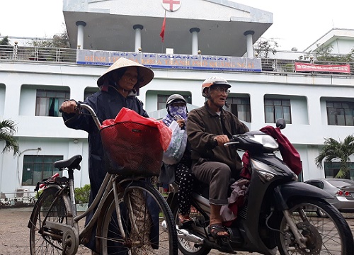 Tại sao thành phố Quảng Ngãi lại không có bệnh viện để phục vụ người dân?