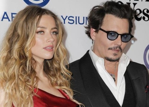 Amber Heard tố Johnny Depp hành hung cô "như một con quái vật" nhưng nam tài tử đáp lại bằng một điều bất ngờ