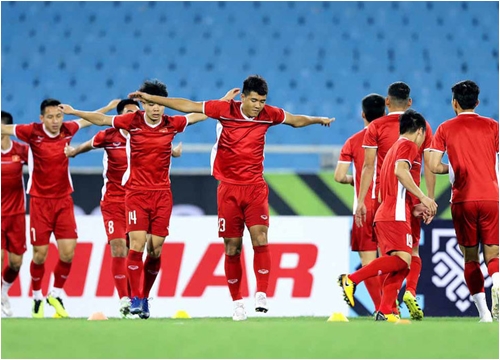 Báo Iraq gọi Việt Nam là đội bóng mạnh của bảng D Asian Cup