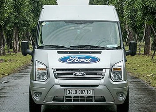 Ford giảm giá 30 triệu, tăng bảo hành cho Ford Transit