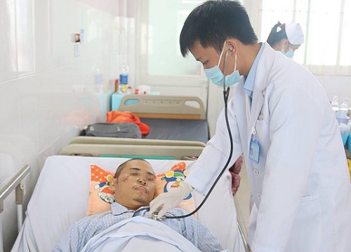 Say rượu, nam thanh niên 27 tuổi bị tai nạn, vỡ gan độ 4