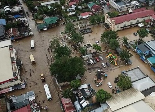 Tổng Bí thư, Chủ tịch nước Nguyễn Phú Trọng và Thủ tướng Nguyễn Xuân Phúc gửi điện thăm hỏi thiệt hại bão Usman tại Philippines