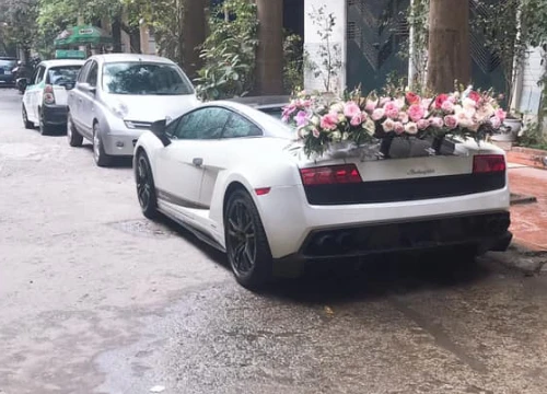 "Bò già" Lamborghini Gallardo Superleggera độc nhất Việt Nam làm xe hoa trong những ngày cuối năm Mậu Tuất