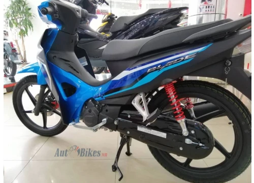 Chi tiết 3 phiên bản, 9 màu của Honda Blade 2019