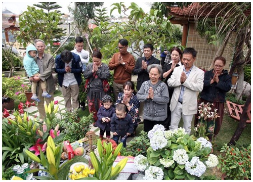 Tảo mộ, thắp nén tâm hương...