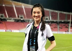 Nữ bác sỹ Thái Lan gây sốt tại AFF Cup vì quá xinh đẹp, duyên dáng!