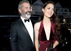 Tài tử Mel Gibson sánh đôi bạn gái 9X trên thảm đỏ