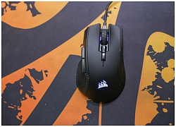 Cận cảnh Corsair IronClaw RGB - Chuột chơi game 'công thái học' cực xịn mới toanh