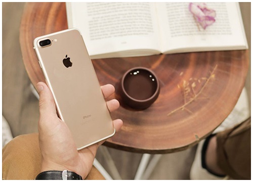 Đang dùng iPhone 6S, 6S Plus, nên lên đời iPhone 7 Plus, 8 Plus hay iPhone X?